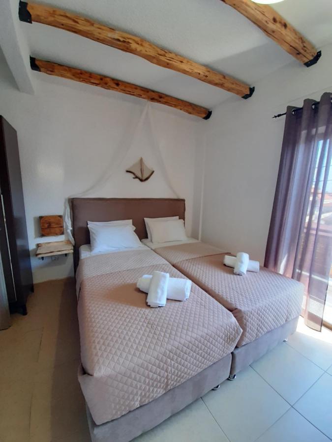 Mariza Apartments -Studios Hanioti Ngoại thất bức ảnh