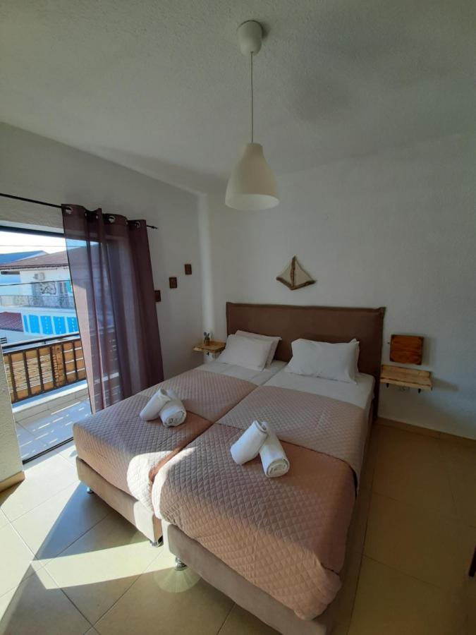 Mariza Apartments -Studios Hanioti Ngoại thất bức ảnh