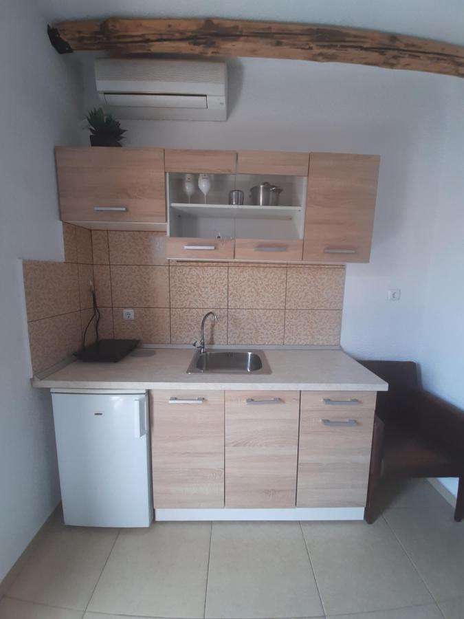 Mariza Apartments -Studios Hanioti Ngoại thất bức ảnh