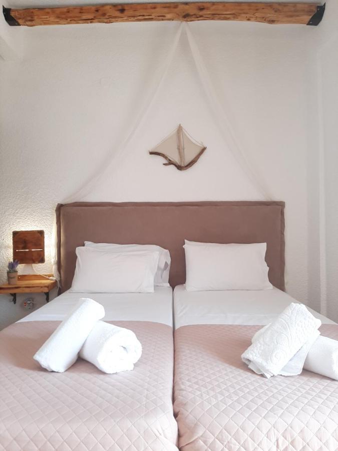 Mariza Apartments -Studios Hanioti Ngoại thất bức ảnh