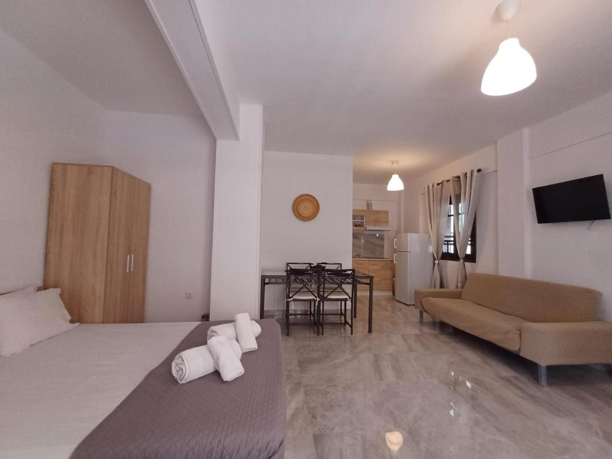 Mariza Apartments -Studios Hanioti Ngoại thất bức ảnh