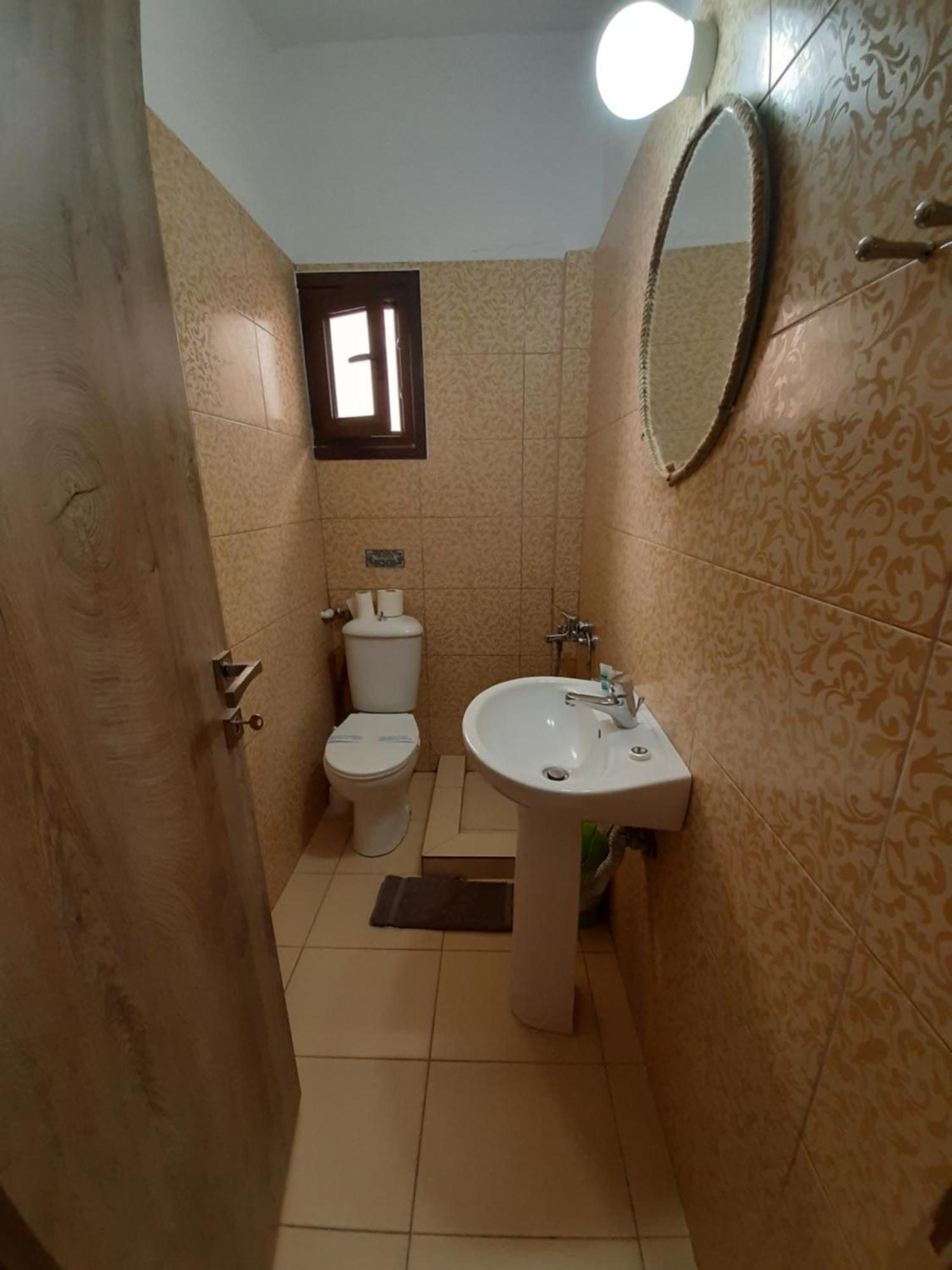Mariza Apartments -Studios Hanioti Phòng bức ảnh